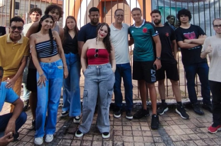 tour