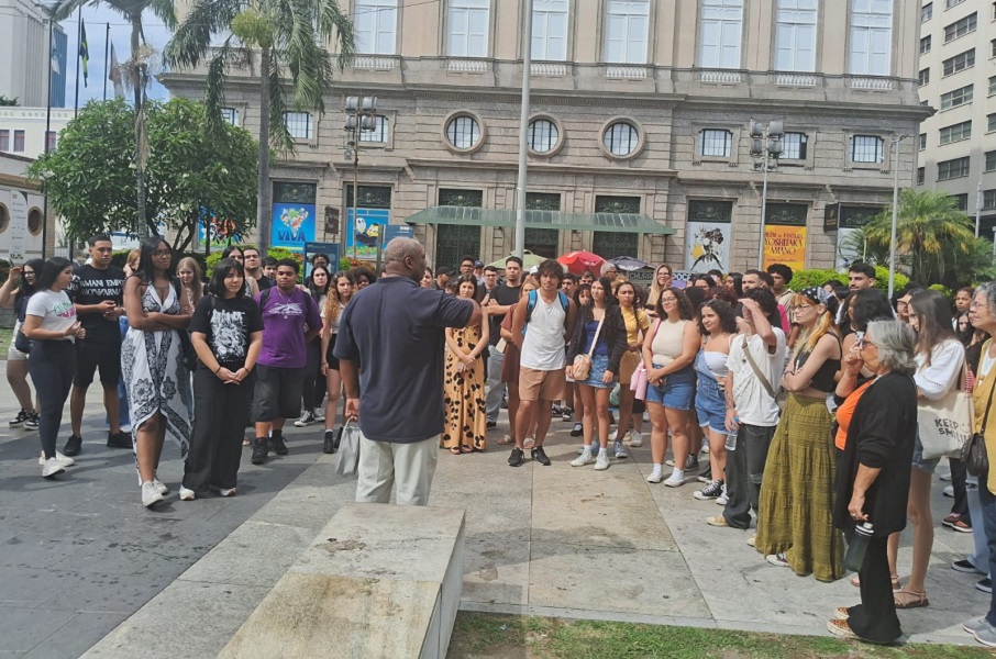 Acadêmicos do curso de História participam de Aula-passeio no Rio de Janeiro